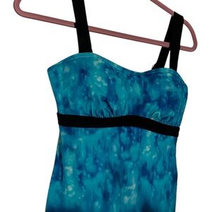 Blue Tie-Dye Women’s tankini bra size 32D/DD